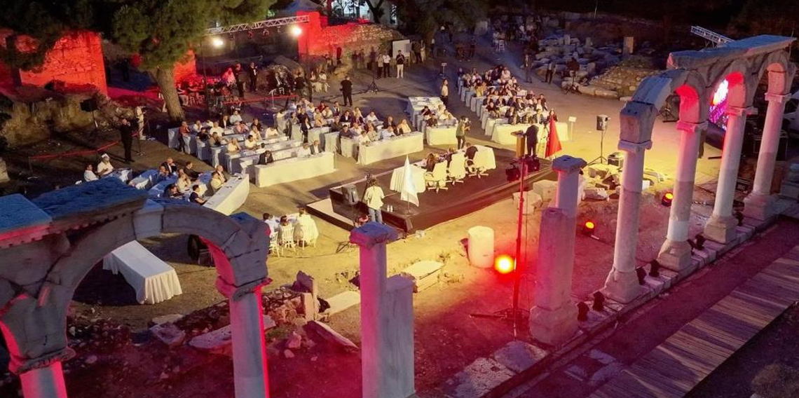 Thyateira Antik Kenti Manisa Büyükşehir Meclisi'ne ev sahipliği yaptı