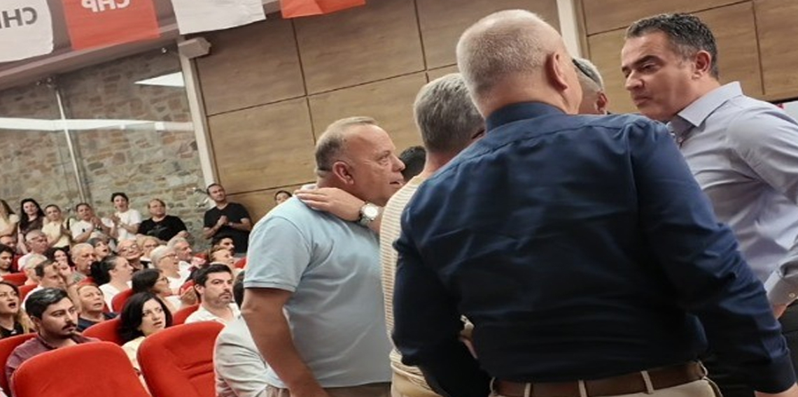 CHP'nin Birlik ve Beraberlik toplantısından ayrılan Başkan Arıcı'dan açıklama