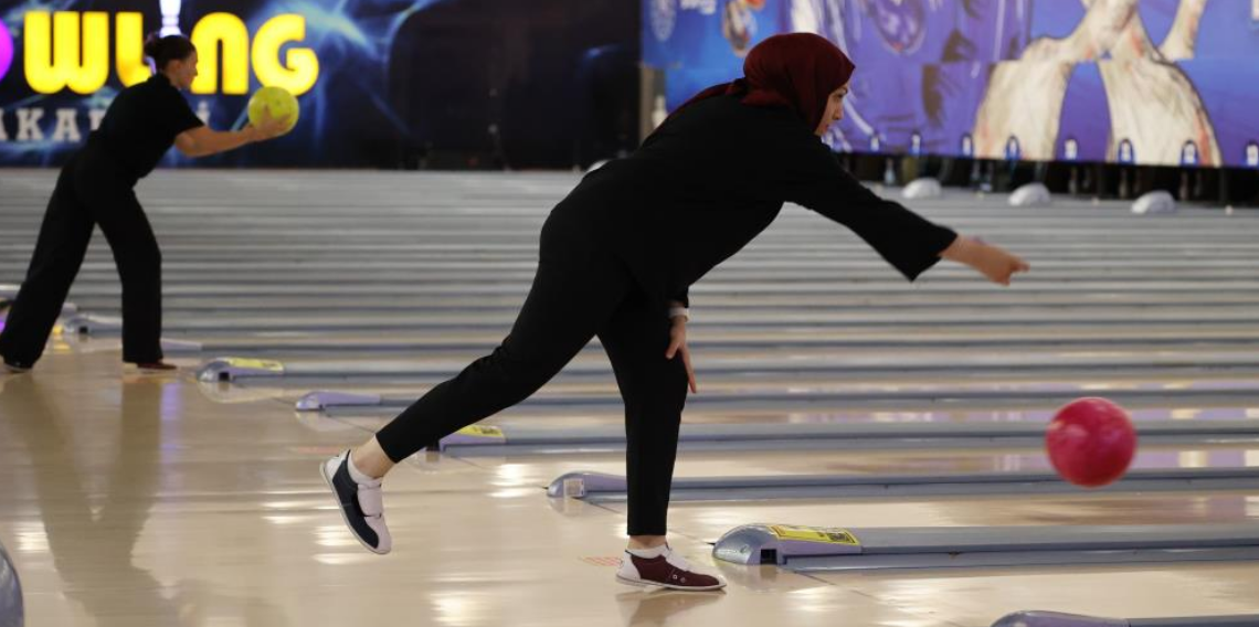 Ünilig Bowling Türkiye Şampiyonasında birinciler ödüllerini aldı