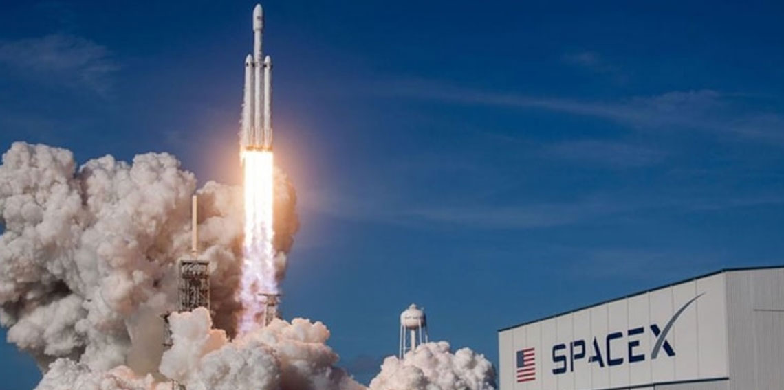 SpaceX'in hisseleri borsadaki ilk haftasında yüzde 37 yükseldi