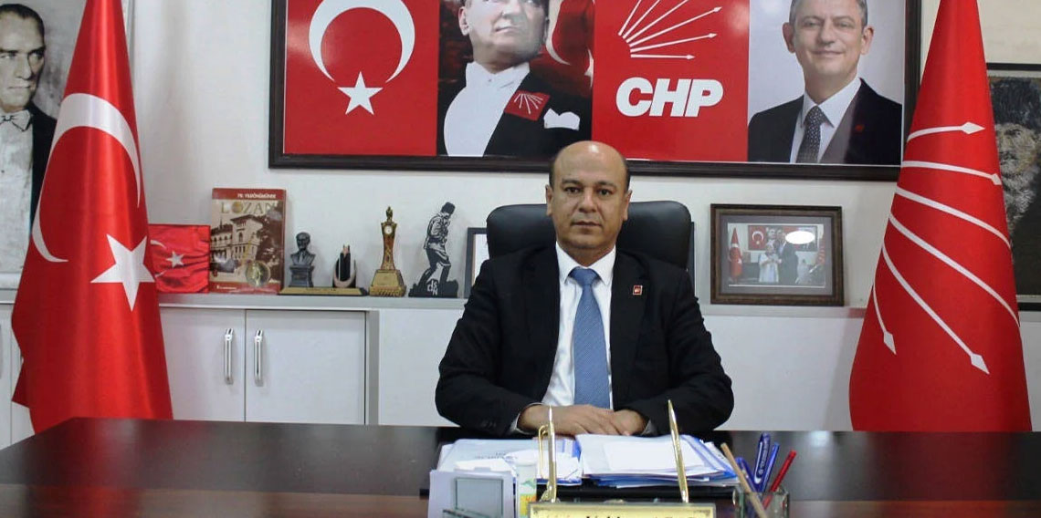 Butlancılar CHP il binasının kapılarını kırarak içeriye girdi