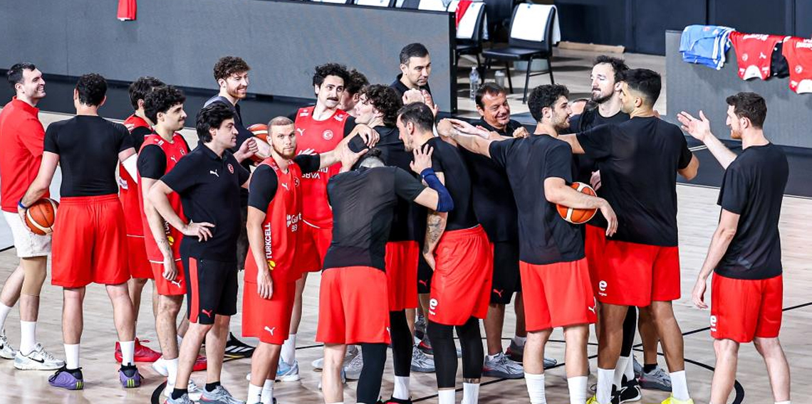 A Milli Erkek Basketbol Takımı, hazırlıklarını Antalya'da sürdürecek