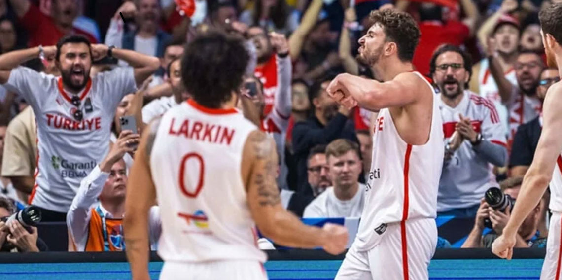 A Milli Erkek Basketbol Takımı, güç sıralamasında ilk sırada
