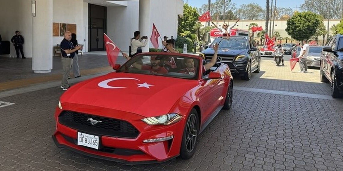 A Milli Futbol Takımı ABD maçı için Los Angeles'a geldi