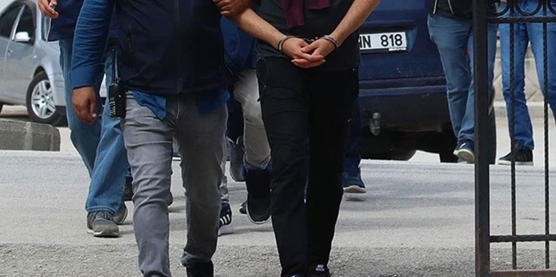 Edirne'de 2 FETÖ hükümlüsü Yunanistan'a kaçarken yakalandı