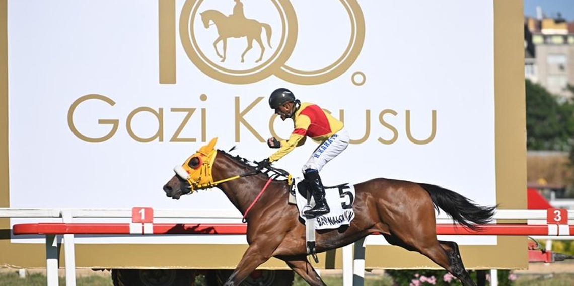 100. Gazi Koşusu'nun kazananı 'Bay Nalçakan'!