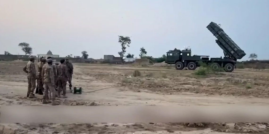 Afganistan’dan Pakistan’a hava saldırısı