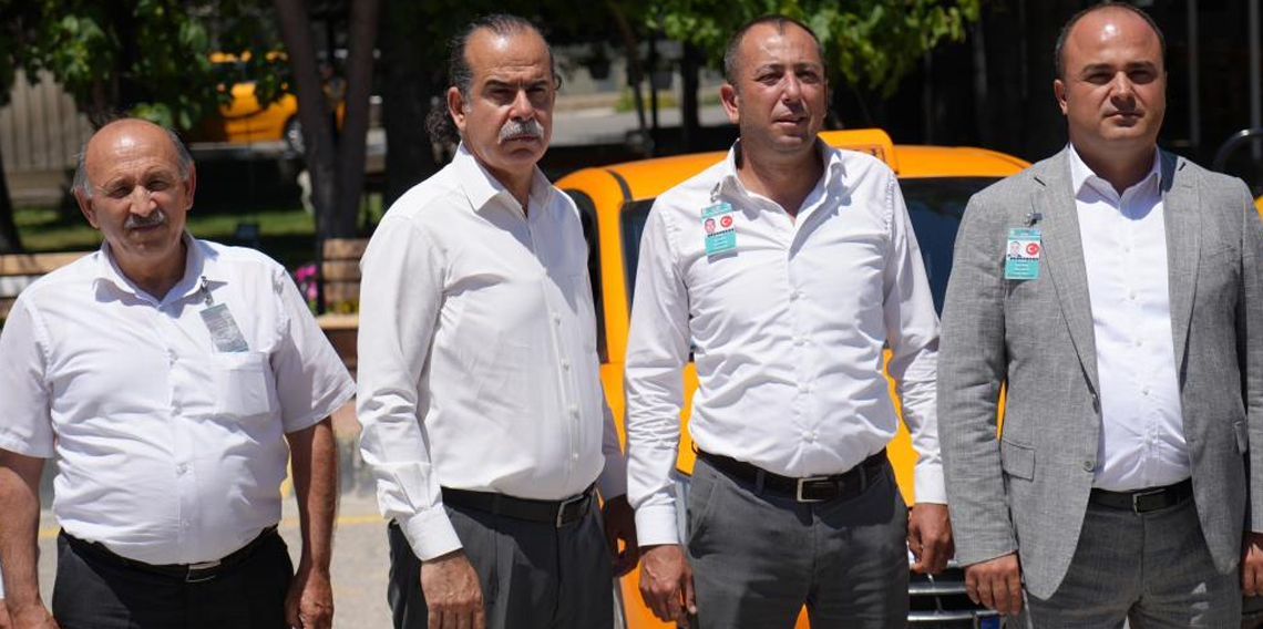 NATO Zirvesi öncesi Ankara’daki taksicilere İngilizce eğitimi