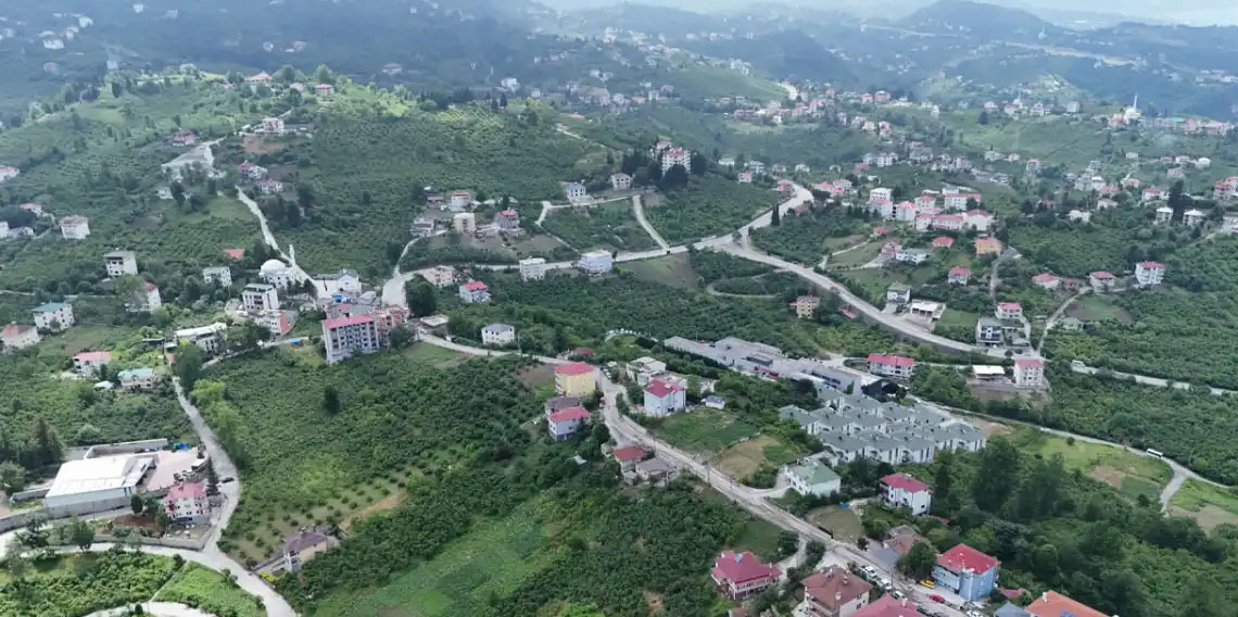 Trabzon'da su sorununa kalıcı çözüm! İki mahallede çalışmalar sürüyor