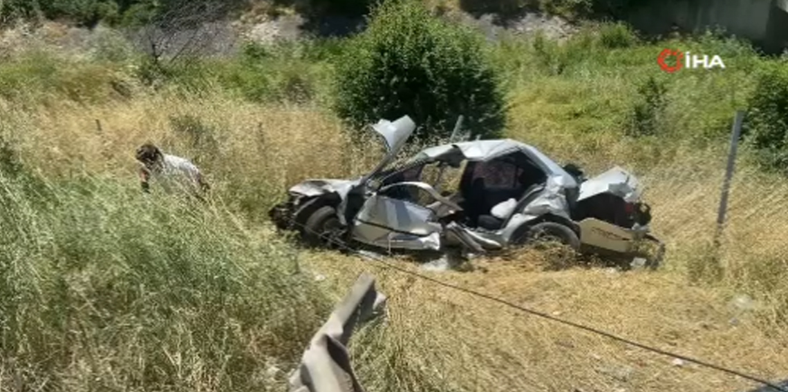 TEM Otoyolu’nda otomobil şarampole devrildi: 1 ölü, 3 yaralı