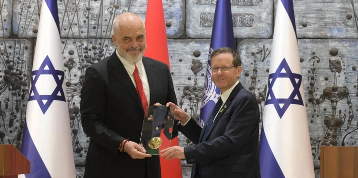 Arnavutluk Özel Kuvvetleri’ni İsrail eğitecek