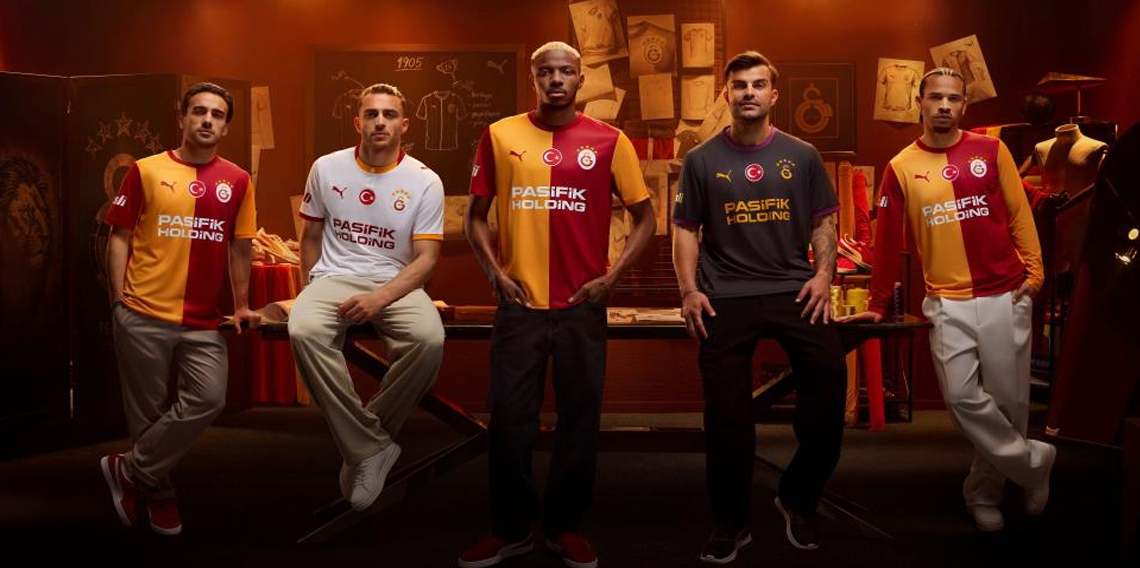 Galatasaray yeni sezon formalarını tanıttı