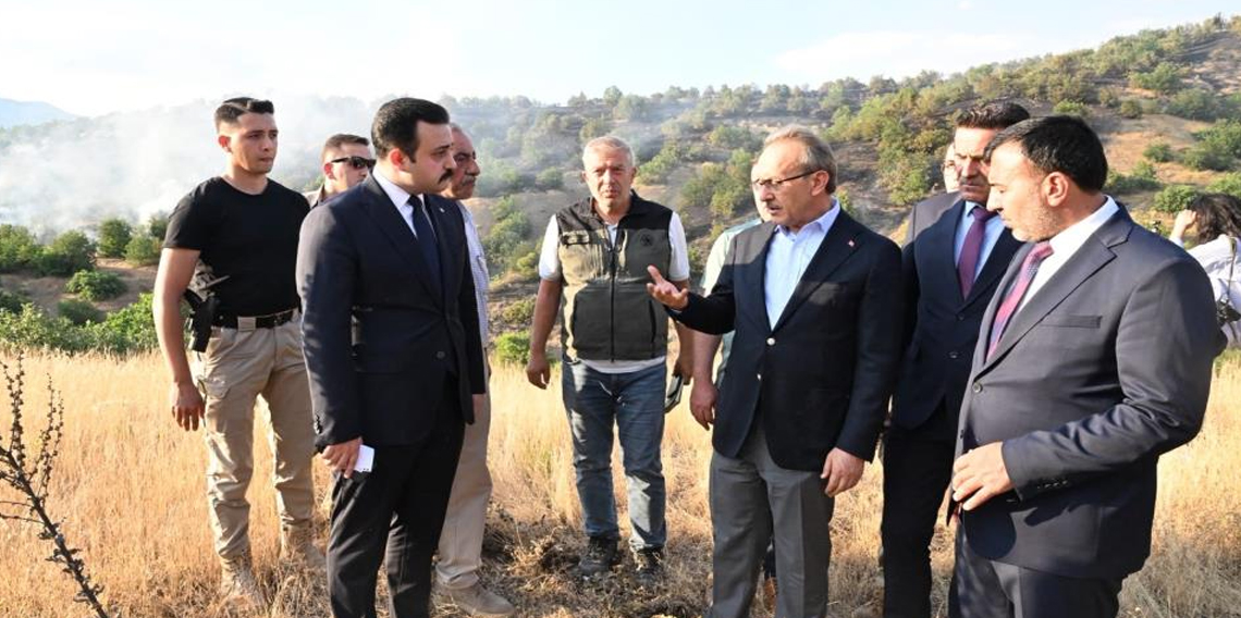 Malatya'daki orman yangınını söndürme çalışmaları sürüyor