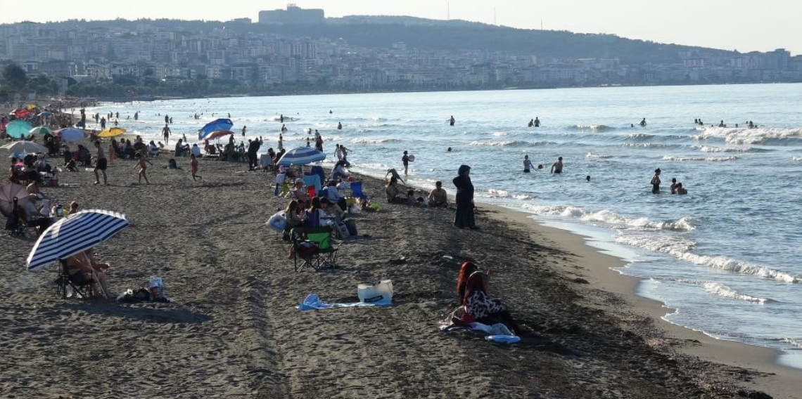 Bu yaz ya sıcak çarpacak ya da klima: Uzmanından hayati uyarılar