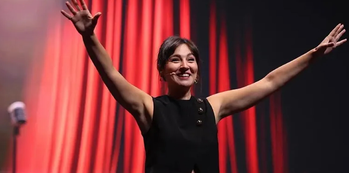 Komedyen Tuba Ulu yeniden hakim karşısına çıktı, beraatini istedi