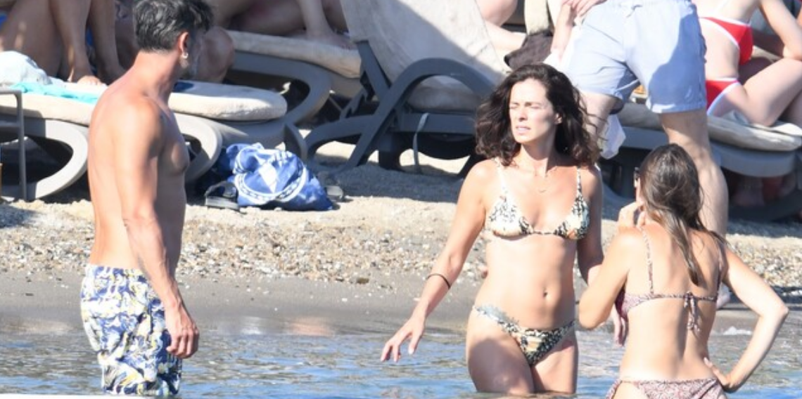 Özge Özpirinçci ile Burak Yamantürk Bodrum tatilinde objektiflere yansıdı