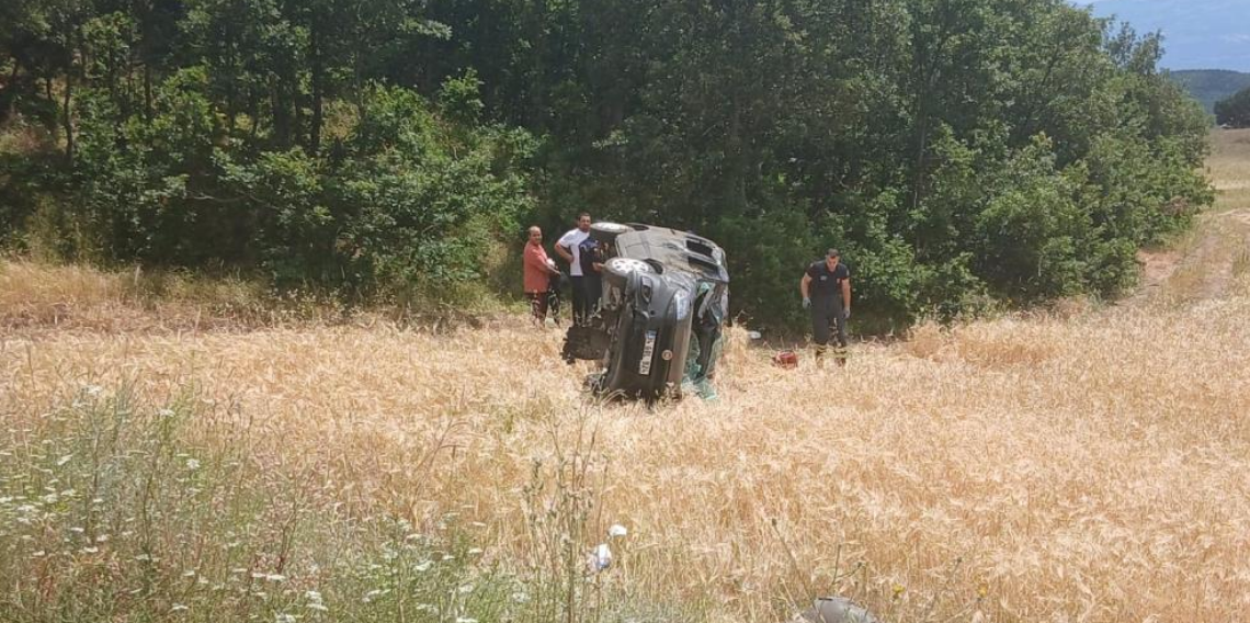 Tokat’ta kontrolden çıkan hafif ticari araç takla attı: 5 yaralı