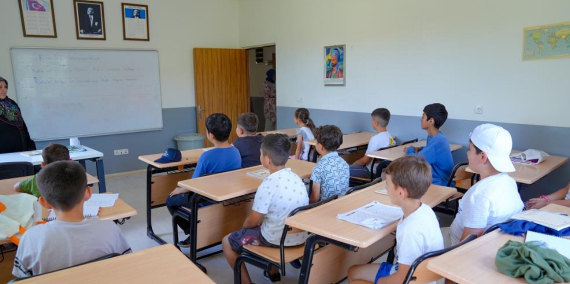 Erbaa’da çocuklar, yaz tatilini Kur’an kursunda değerlendiriyor