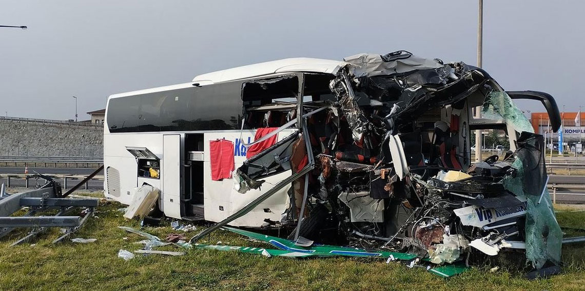 Bolu Otoyolu'ndaki otobüs kazasında yaralananlardan 1'i öldü, 11'i taburcu oldu