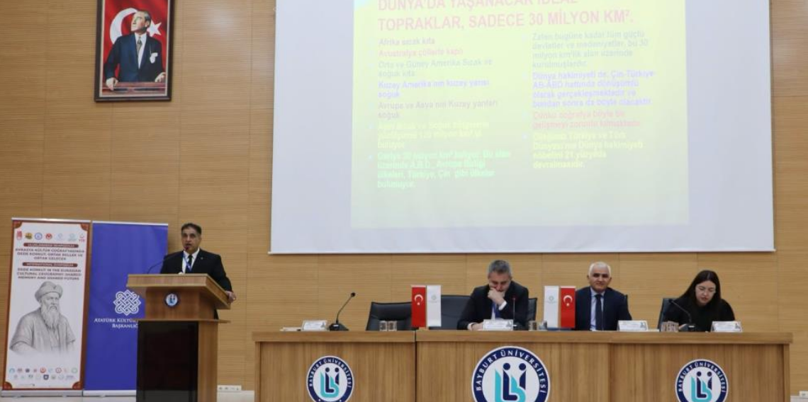 Bayburt'ta Dede Korkut sempozyumu ikinci gününde bilim dünyasını buluşturdu