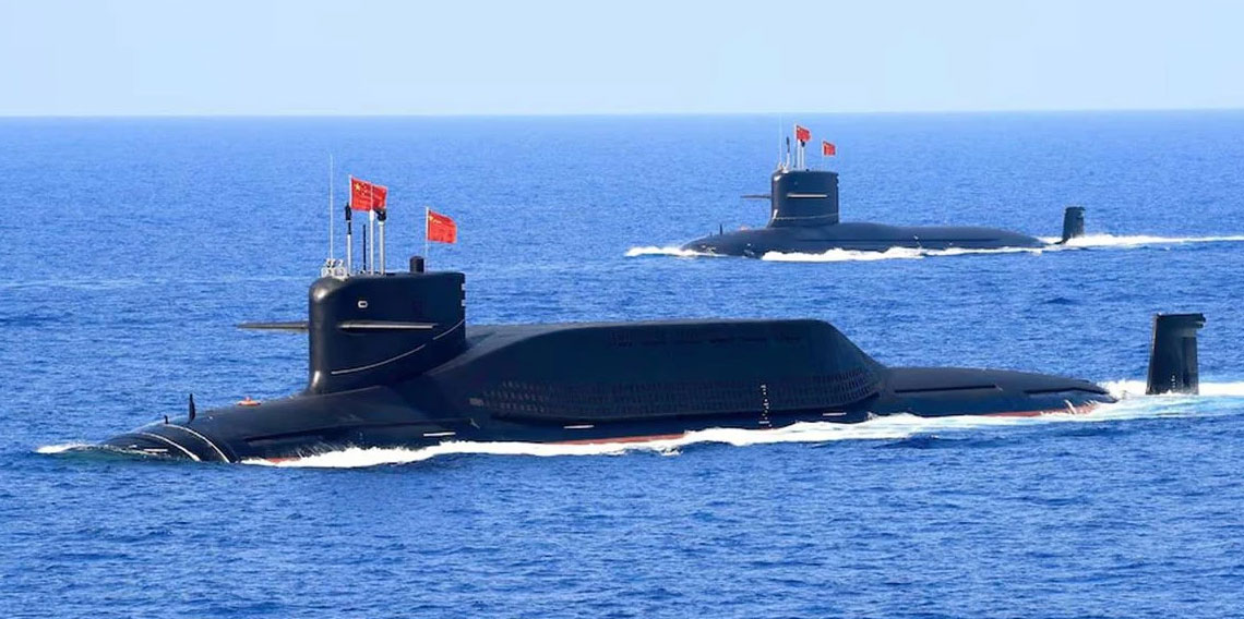 Çin'den dünyaya gözdağı! Denizaltından balistik füze fırlattı