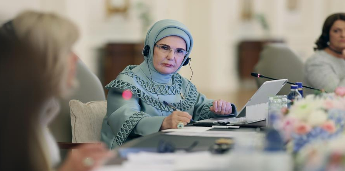 Emine Erdoğan'ın NATO marjında buluşturduğu lider eşleri 