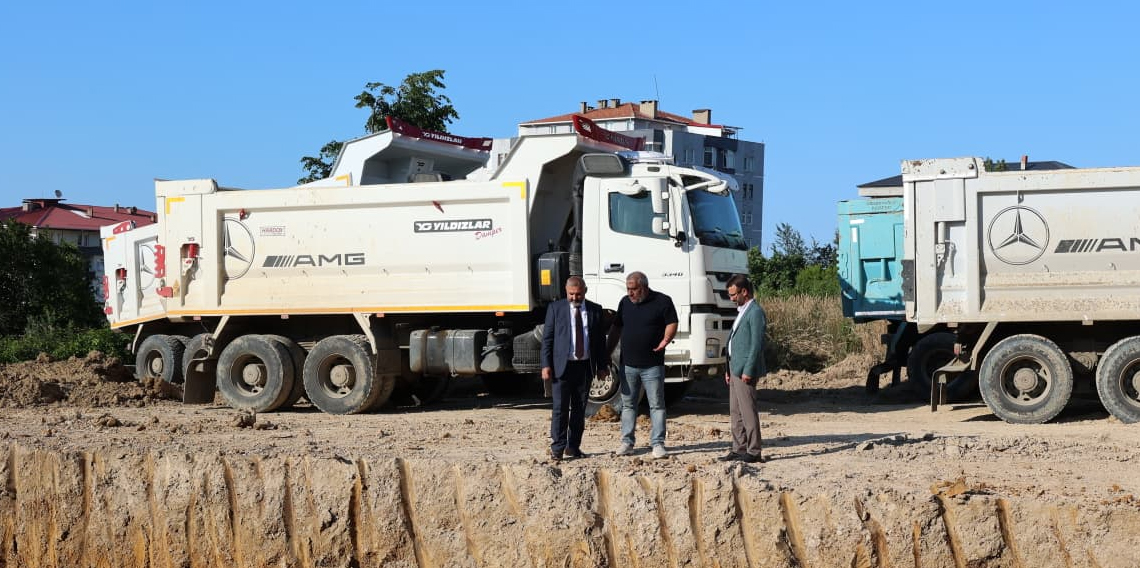 Arsin'de 16 derslikli ilkokulun temeli kazılmaya başlandı