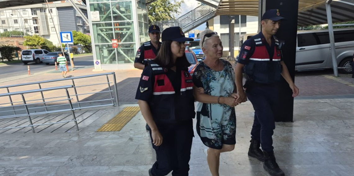 13 yaşındaki kız çocuğunun haşema ile havuza girmesine izin vermeyen Rus uyruklu site yöneticisi tutuklandı