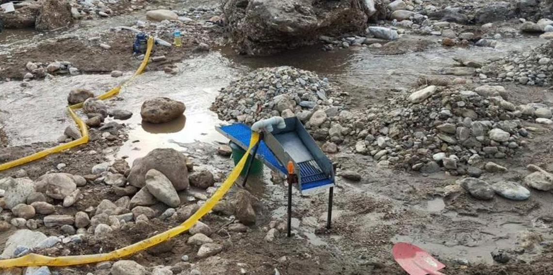Ankara'nın derelerinde günde 20 grama kadar altın buluyorlar