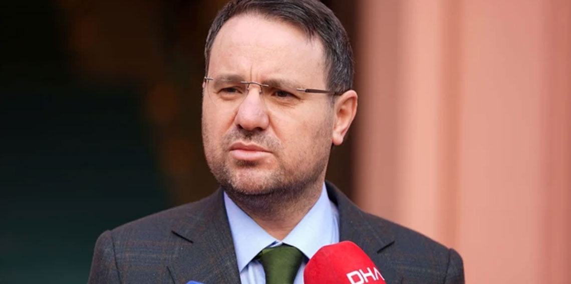 Bakan Gürlek'ten Ayasofya paylaşımı: Millet iradesinin güçlü bir nişanesidir