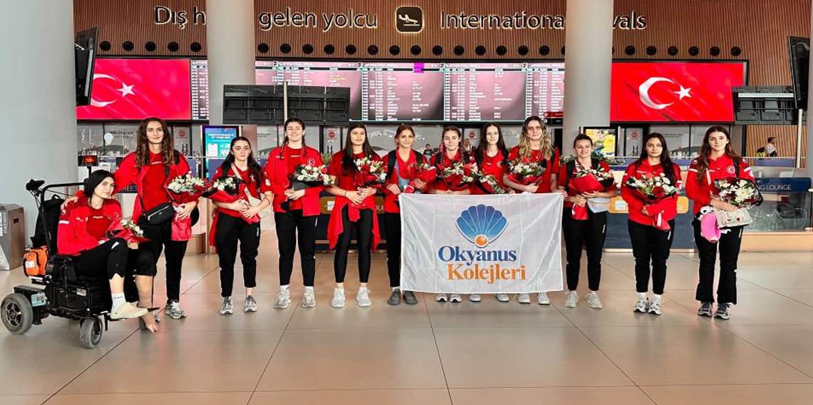 Kız Voleybol Milli Takımı dünya ikincisi oldu