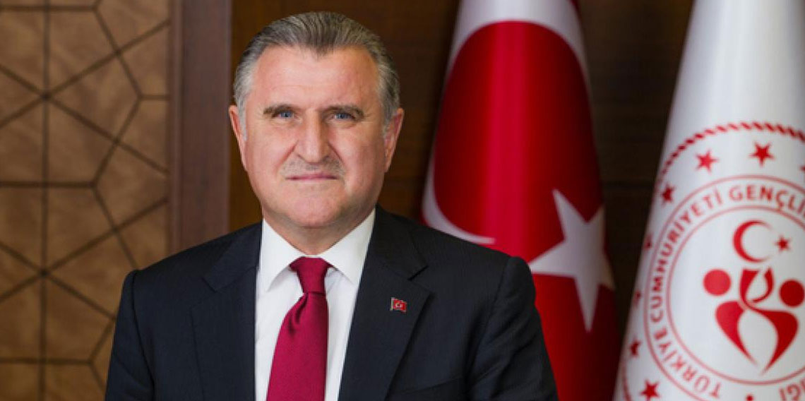 Bakan Bak’tan milli atıcılar için tebrik mesajı