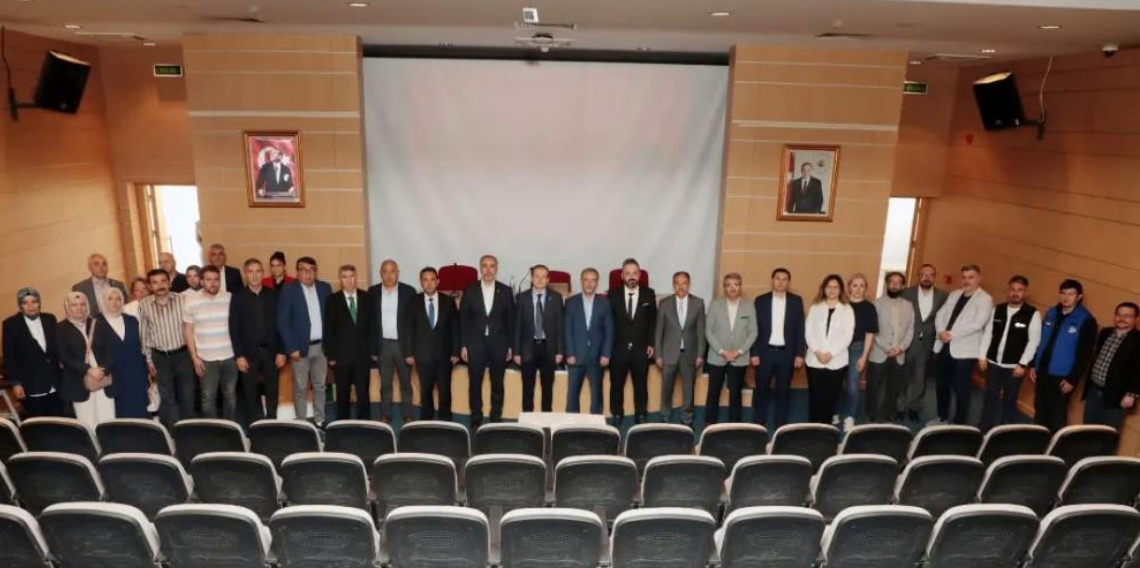 Bayburt'ta 'Direnişten Dirilişe' konferansı