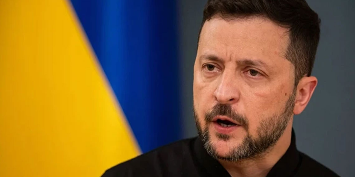 Zelenskiy, Rusya'da iki petrol rafinerisine yönelik saldırı düzenlediklerini açıkladı