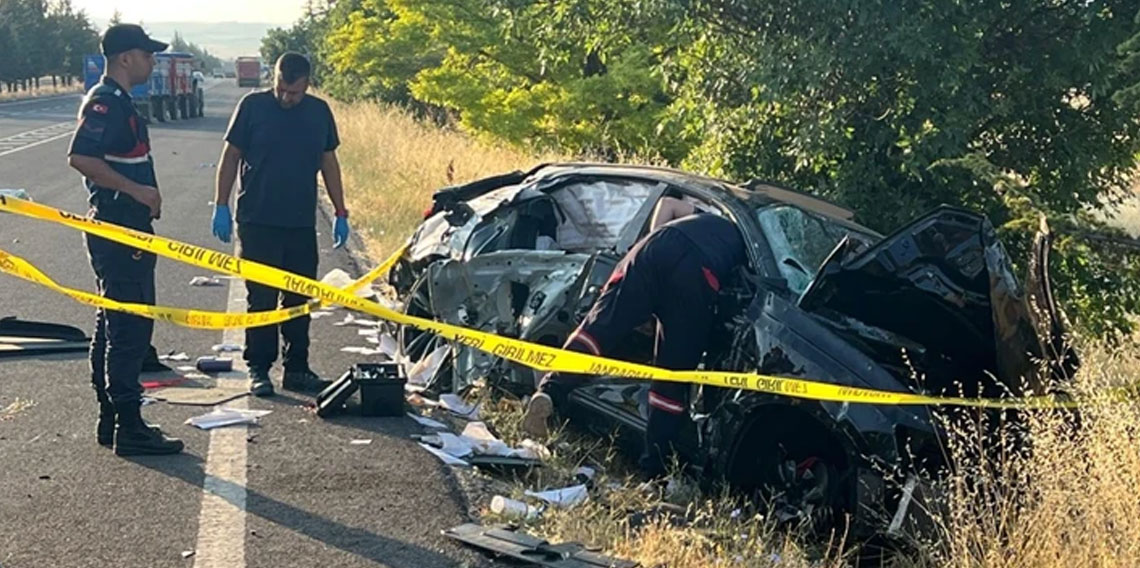 Nevşehir'de feci kaza! Gurbetçi ailenin otomobili devrildi: 3 ölü