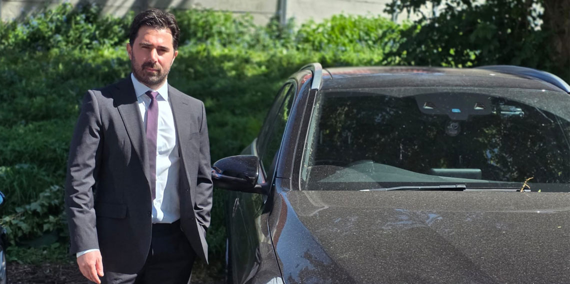 PEKÜNSPOR 'EMRAH'LA DAHA 'SAĞLAM'! HEM BAŞKAN HEM FUTBOLCU