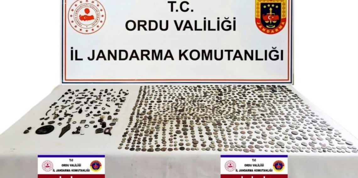 Ordu'da Tarihi Eser Operasyonu! Bin 95 Sikke ve 121 Tarihi Obje Ele Geçirildi