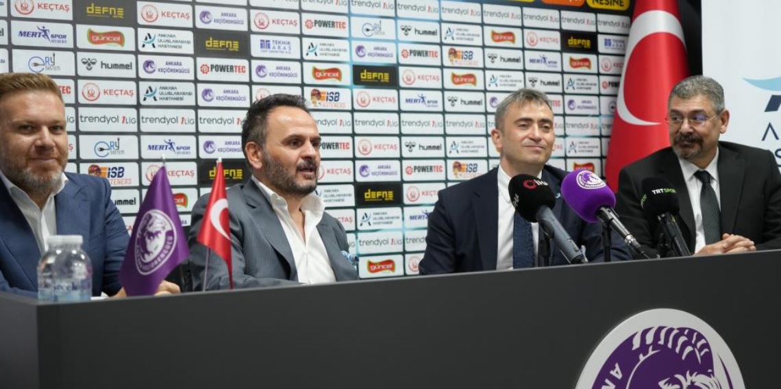 Sedat Tahiroğlu: 