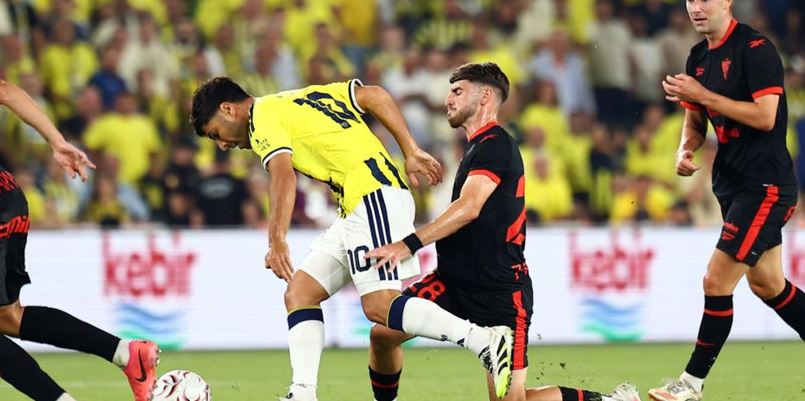 Marco Asensio, 10 numaralı formasıyla Kadıköy'de