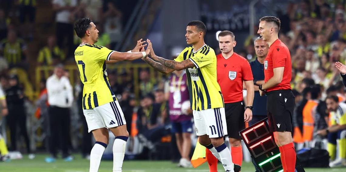 Greenwood, ilk kez Fenerbahçe forması giydi