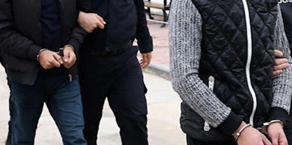 İzmir merkezli bahis operasyonu: 2 milyarlık para trafiği deşifre edildi
