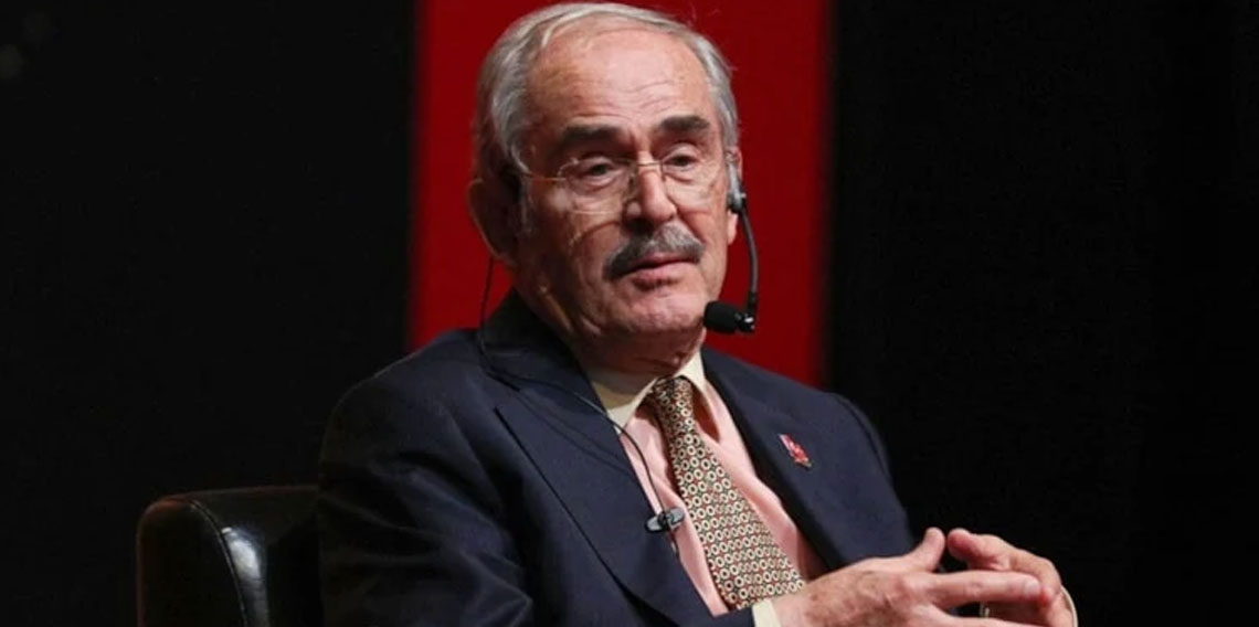 Yılmaz Büyükerşen, CHP'den istifa etti