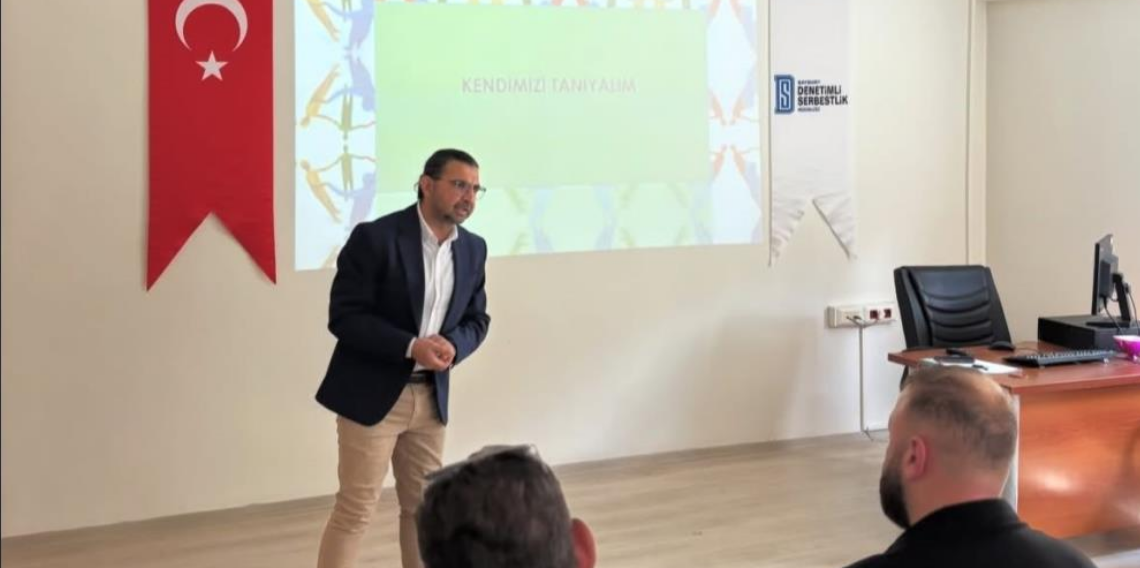 Bayburt DSM’de ‘Kendimizi Tanıyalım’ semineri düzenlendi