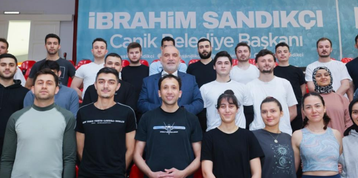 Canik’ten gençlere ücretsiz kurs desteği