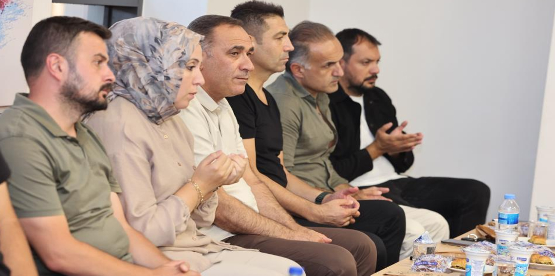 Sanatçı Hüseyin Altın vefatının 10. yılında Sultangazi’de dualarla anıldı