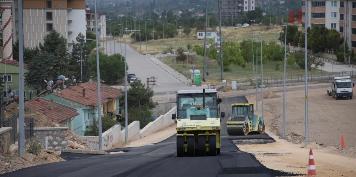 Gölbaşı Caddesi yeni yüzüne kavuştu