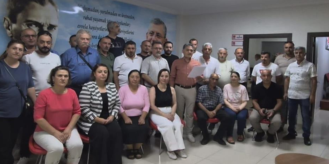 CHP Erzincan teşkilatında toplu istifa