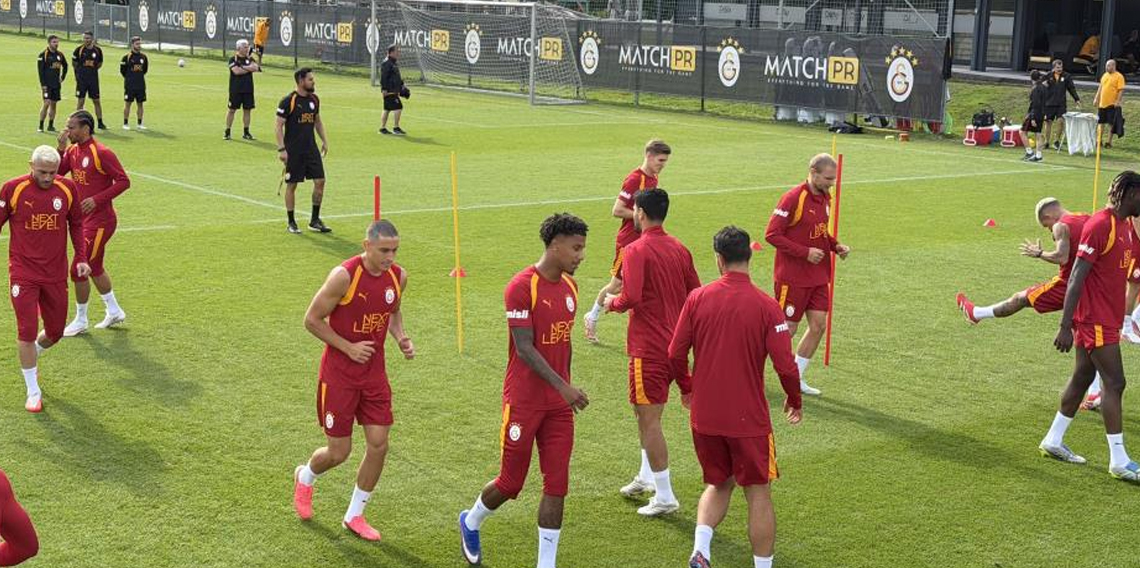 Galatasaray, yeni sezon hazırlıklarını sürdürüyor