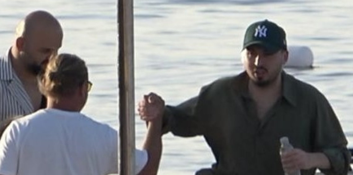 Blok3 Bodrum'da tatilde görüntülendi! Suikast iddiaları sonrası sakin tavırları dikkat çekti