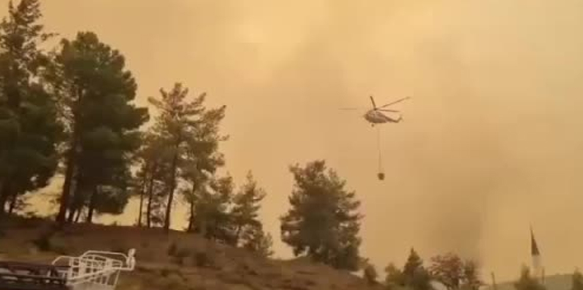 Muğla'daki orman yangınına 5 uçak ve 18 helikopterle müdahale sürüyor